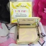 Too Faced Tutti Frutti It’s Bananas Brightening Setting Powder4