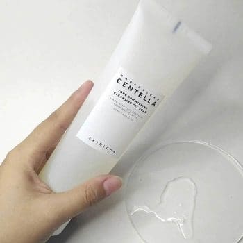 SKIN1004 - Madagascar Centella Tone Brightening Cleansing Gel Foam